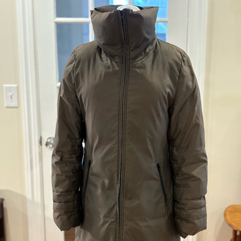 Soia & Kyo Women’s Brown Puffer Jacket. Size M